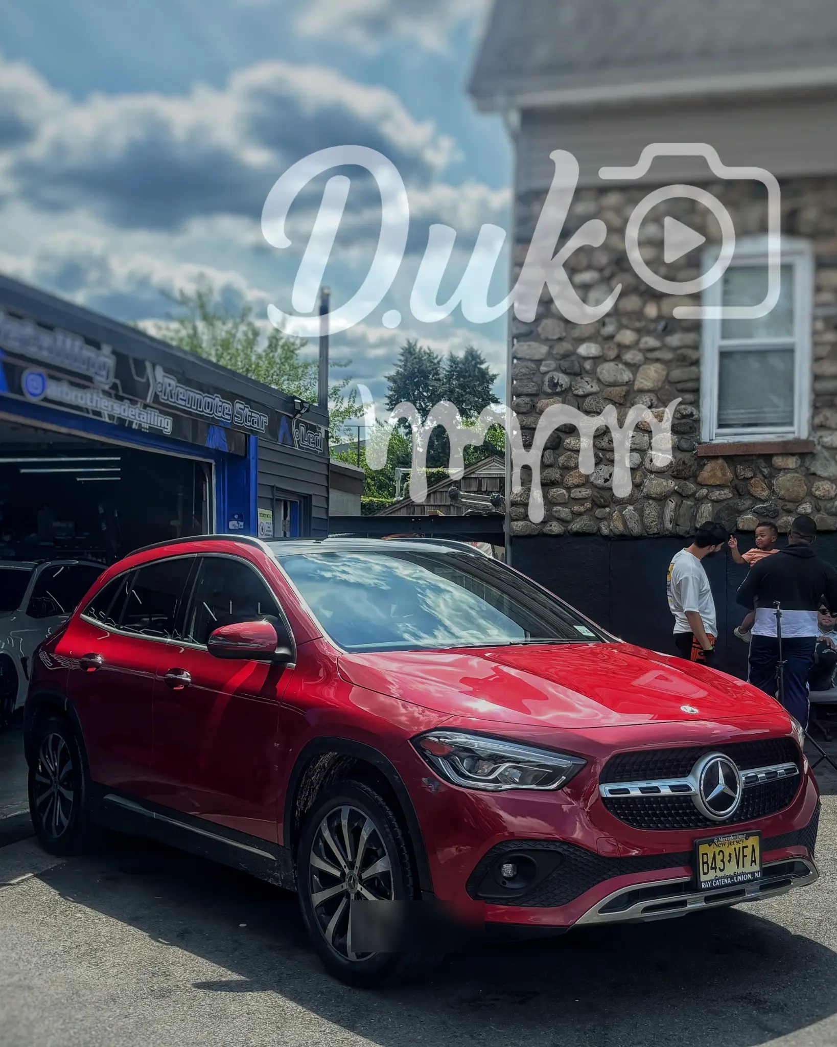 Luxury vehicle client campaign